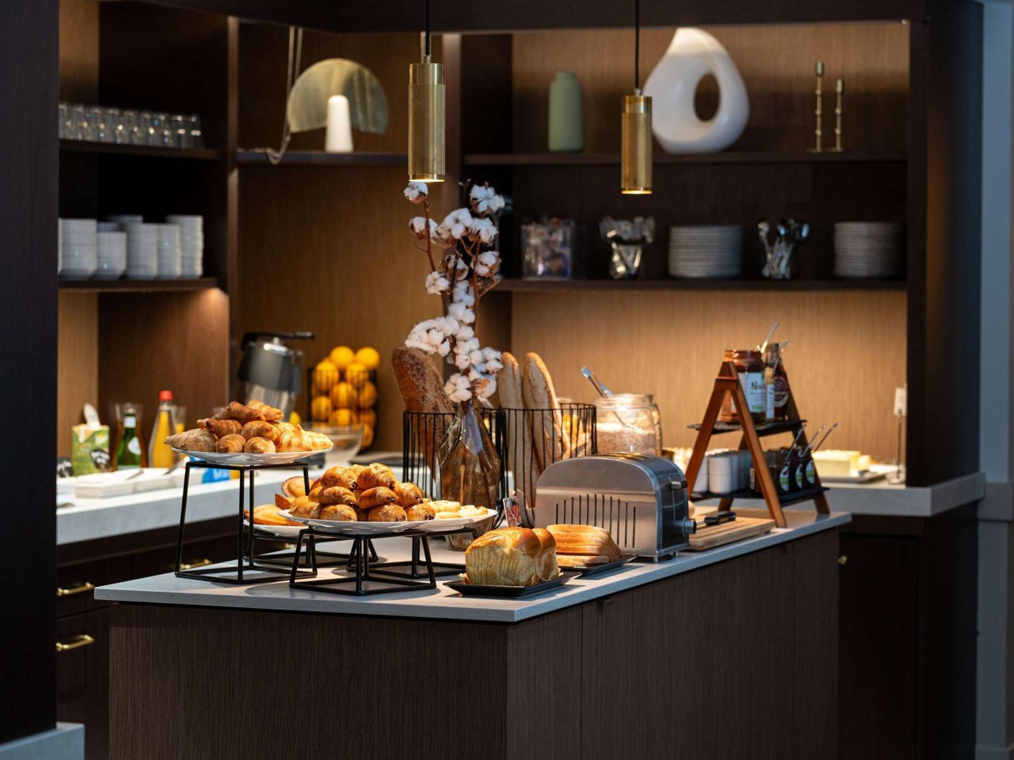 Mercure Le Mans Batignolles Bagian luar foto